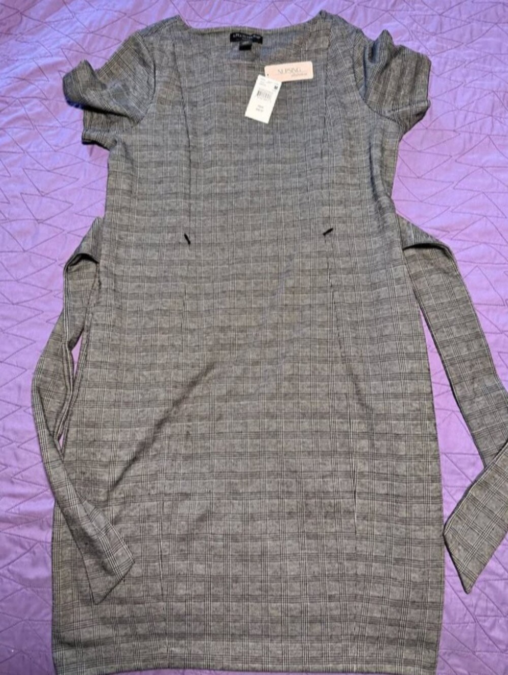 A Pea in the Pod Nursing & Maternity Grey Plaid Sheath Dress W/Zips & Pockets - Picture 2 of 6